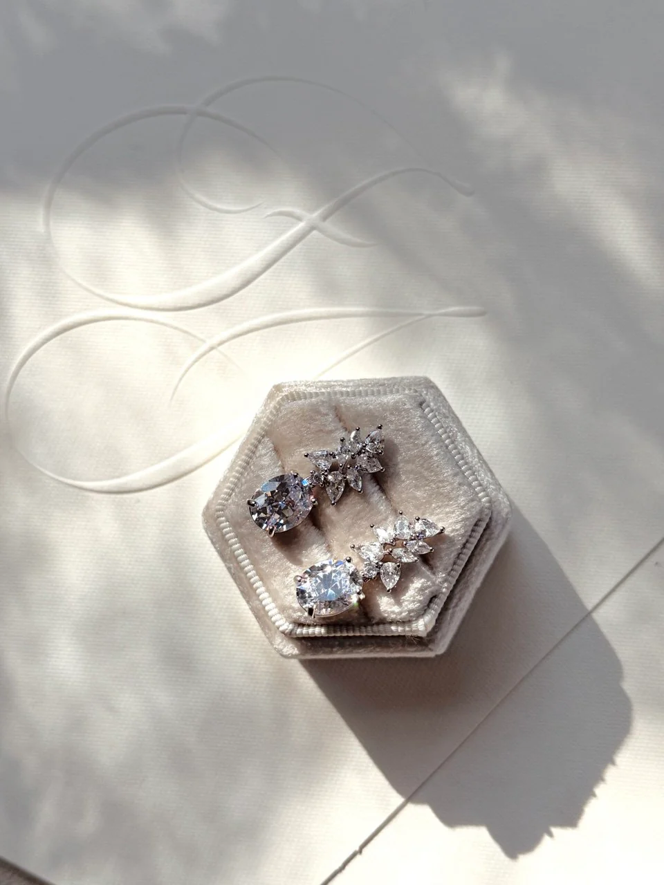 ARETES ER8406 - Imagen 3