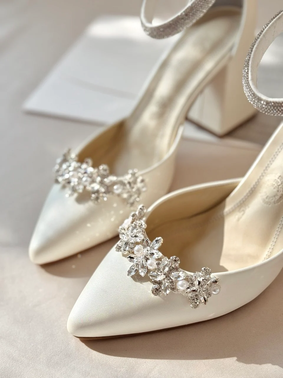 Zapatillas Elisa Herraje - Imagen 5